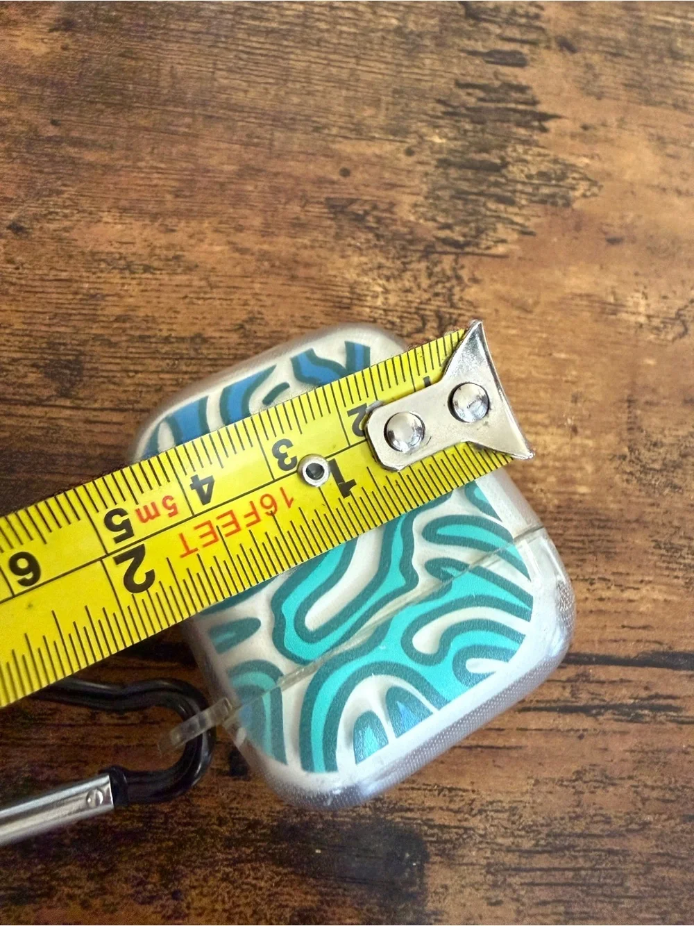 AirPods gen 2 in Case with Carabiner *not working